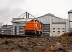 Die an die HERING Bahnbau (Burbach) vermietete 291 972-8 (98 80 3291 972-8 D-NRAIL) eine Sonderbauart MaK G 1600 BB der Northrail (Hamburg) ist am 20.12.2020 auf dem Betriebshof der Westerwaldbahn