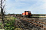 294 750-5 mit der Weidener Übergabe bei Schönfeld in Richtung Marktredwitz.