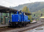   Mit Höchstgeschwindigkeit (60 km/h bei der V 60) bei leichtem Regen fährt die ESG 9 (98 80 3364 778-1 D-ESGBI) der ESG Eisenbahn Service Gesellschaft mbH (Vaihingen an der Enz), ex DB 364