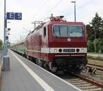WFL 243 201-1 mit SDZ 74200(Leipzig-Warnem�nde)bei der Einfahrt in Warnem�nde.20.06.2026