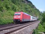 101 117-0 verlsst den Tunnel von ST.Goars mit den IC 2013 Magdeburg -Obersdorf.