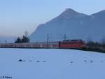 110 325 zieht ein RE nach Kufstein bei Niederaudorf. 18.02.10