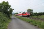 111 190-5 schiebt kurz vor Weinheim (Bergstrasse) den RE 4963 Frankfurt/Main - Bergstrasse).