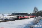 111 193-9 schiebt den RE 4857 Nürnberg - München bei Sinsgrün.