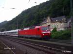 101 156-5 erreicht Bacharach mit ein IC 1814 Stuttgart – Berlin Sdk..