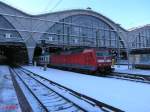 120 112-8 steht in Leipzig HBF mit den IC 2038 Oldenburg (Oldb) bereit.