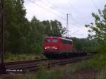 140 293-2 zieht ein gemischten Gterzug auf den Sdlichen Berliner Aussenring (BAR)bei Ahrensdorf.07.07.07