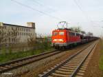 140 217-1 zog ein Autozug bei Schkeuditz am 28.04.10