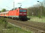 Der Gegenzug wird von 143 569-2 geschoben am 19.04.07