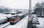 Wegen Lokmangels mietete die DB von der Deutschen Reichsbahn im September 1990 einige Lokomotiven der Baureihe 243 ein, die für diese Einsätze bereits in das DB-Nummernschema als 143