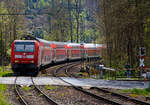 Die 146 003-9 (91 80 6146 003-9 D-DB) der DB Regio erreicht mit dem RE 9 rsx - Rhein-Sieg-Express (Aachen – Köln – Siegen) am 27.04.2022 den Bahnhof Kirchen (Sieg).