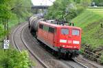 151 052-8 gibt Schubhilfe auf der Geislinger Steige am 22.05.2012.