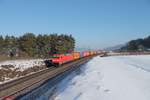 152 148-3 zieht bei Darshofen einen Containerzug.