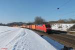 152 114-5 zieht einen Containerzug bei Pölling.