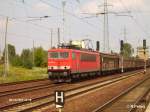 155 037-5 durchfhrt berlin-Schnefeld mit ein Gedeckten Gterzug.