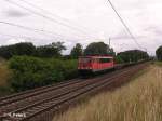 155 048-2 zieht ein leeren Containerzug bei Jacobsdorf(Markt).