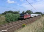 180 009-3 zieht bei Jacobsdorf(Mark)den EC46 nach Berlin. 19.08.08