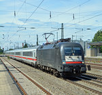 MRCE ES 64 U2 - 007 (BR 182 507 - 4) mit IC 2083 Königssee Hamburg-Altona - Berchtesgaden am 03.08.2016 in München Heimeranplatz
