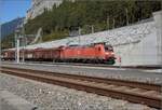 185 094 fährt gerade in am Nordportal in den Gotthardbasistunnel ein.