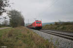 185 262-3 zieht ein leeren Autotransportzug nach Passau bei Pölling.