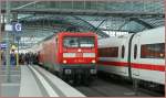 112 165-6 mit RE 1 nach Eisenhttenstadt in Berlin Hbf am 13.