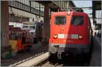 Die DB 115 198-4 und (leider etwas verdeckt) das  Herz von Stuttgart  in Stuttgart.