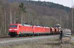 152 016, 186 335 und 185 014 mit Gterzug am 04.04.12 in Vollmerz