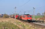 155 203 hat am 16.03.2012 den 52675 nach Seddin am Haken.In Sildemow wurde sie im schnen Abendlicht geknipst.