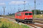 Am 17.09.2012 bespannte die 155 127 den Schadwagenzug 52978 nach Eberswalde.Beim rangieren in Rostock Seehafen wurde sie am Stw B11 geknipst.