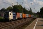 ES 64 U2-035 mit einem Containerzug in Hilden am 04.09.2010