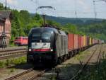 ES 64 U2-071 / 182 571 mit Containerzug am 30.06.10 in Jossa