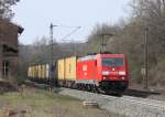 185 305 mit Containerzug am 04.04.12 in Vollmerz