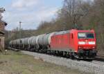 185 157 mit Kesselwagenzug am 10.04.12 in Vollmerz