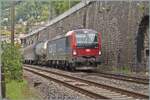 Die von SBB Cargo angemietete 193 073 ist kurz nach Veytaux Chillon mit einem G�terzug auf dem Weg in Richtung St-Maurice.

19. Mai 2026