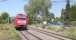 Die Seehas-Linie (und ihre Fortsetzung auf die Schwarzwaldbahn) und ihre Vielfalt: Die alleinfahrende 101 138 schiesst in M�hlhausen bei Engen durch den Bahnhof. 14.August 2026  