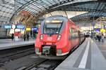 442 634 im Hbf Berlin am 30.09.2013.