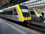 612 622 IRE und 3 442 203 im Hbf Stuttgart am 27.10.2013.
