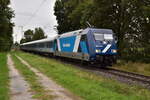 Mit einem RE13 Ersatzzug von Venlo/NL nach Mönchengladbach Hbf  ist die Train Charter 101 133am Nixhof bei Boisheim am späteren Vormittag des 25.9.2025 unterwegs. Mit einem RE13 Ersatzzug von Venlo/NL nach Mönchengladbach Hbf  ist die Train Charter 101 133am Nixhof bei Boisheim am späteren Vormittag des 25.9.2025 unterwegs.