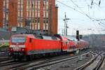 DB 120 201-9 (REV/LD X/12.10.12) mit dem Hanse Express im Hauptbahnhof Hamburg.