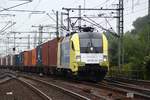 182 515-7/ES64U2-015 der boXxpress mit Containerzug in HH-Harburg.