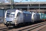 WLB 182 522 und 519 als Doppeltraktion mit Containerzug aufgenommen in HH-Harburg, 03.04.2013