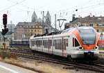 VIAS 403(Stadler Flirt, 0428 137-4/0828 337-6/0828 237-8/0428 637-3)als RB nach Frankfurt Hbf hier bei der Einfahrt in den Koblenzer Hauptbahnhof festgehalten.