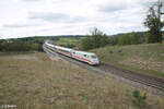 402 028-5  Altenburg  + 402 006-1  Magdeburg  als unbekannten ICE bei Emskirchen. 29.09.24