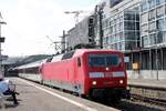 DB 120 133-4 mit SBB EC, Stuttgart Hbf 28.03.2017