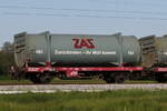 4454 005 (Lgms) mit einem  ZAS -Mllcontainer am 31.