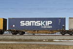 4954 143 (Sggmrs) mit einem  Samskip-Container  am 16.