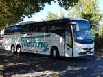 Volvo 9700 von Touring aus Deutschland in Berlin.