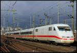 401 519/ 401 051 bei der Durchfahrt durch den Bahnhof Fulda am 02.02.13