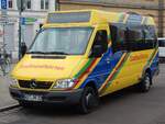 Mercedes Sprinter von Busunternehmen Manfred Scholz aus Deutschland in Stralsund.