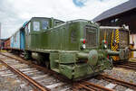 Die Deutz 57513 - eine DEUTZ  KS 230 B (A12L 714A) Diesellokomotive ehemals der Bundeswehr, am 02.07.2023 ausgestellt beim Erlebnisbahnhof Westerwald der Westerwälder Eisenbahnfreunde 44 508 e.